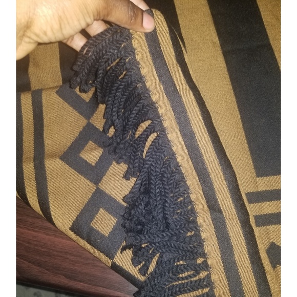 ANICHINI THROW - Picture 3 of 4